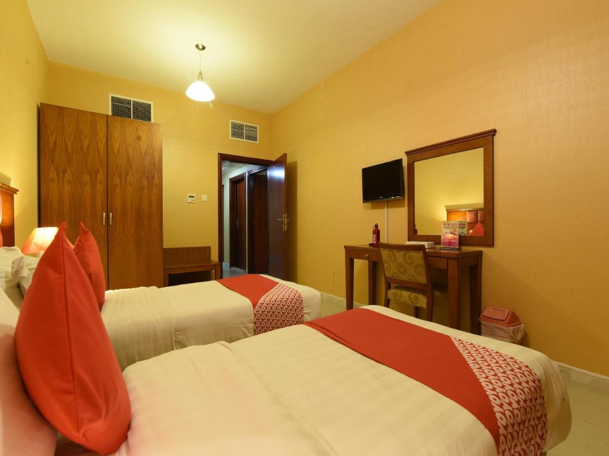 Oyo 274 California Suites Эль-Фуджайра Экстерьер фото