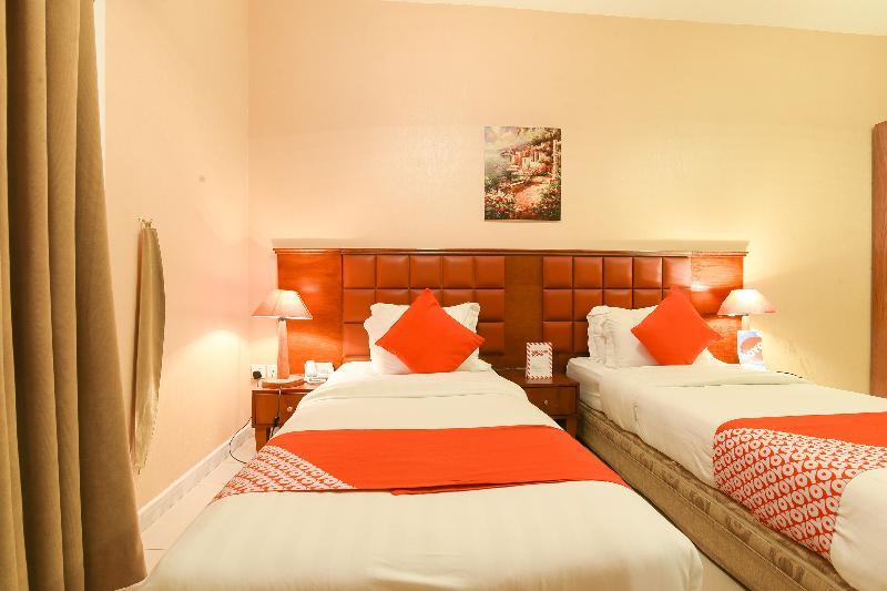 Oyo 274 California Suites Эль-Фуджайра Экстерьер фото